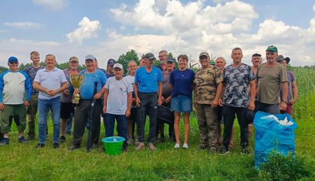 Miłośnicy wędkarstwa spotkali się nad Zalewem Zrębin