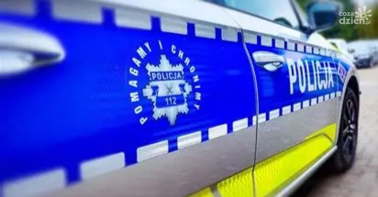 Pijany motorowerzysta uciekał przed policją. Miał blisko 2 promile i cofnięte uprawnienia