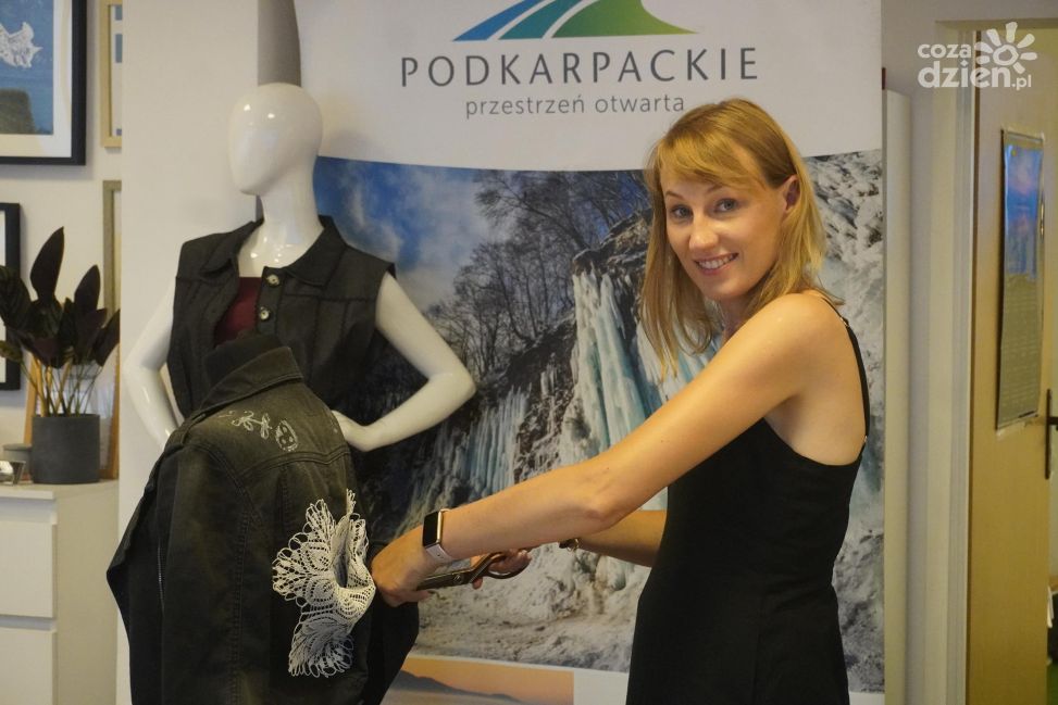 Lasowiacka tradycja spotkała się z eko modą. Kreatywne warsztaty w Fundacji Artystycznej GA MON