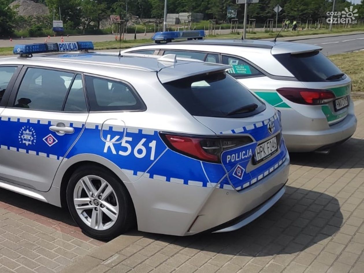 Dwukrotnie jechał po alkoholu. Policjanci wnioskują o deportację 43-letniego Ukraińca