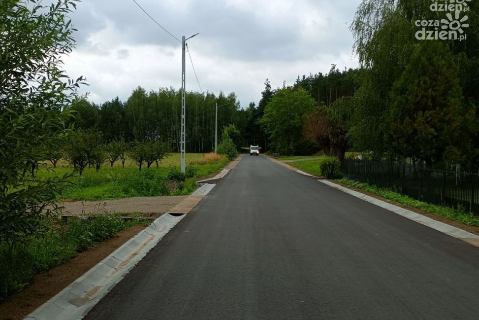 Gmina Łoniów planuje kolejne remonty dróg. Priorytetem droga w Łążku