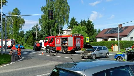 Zdarzenie drogowe na DK77 w Sandomierzu. Tworzą się duże korki