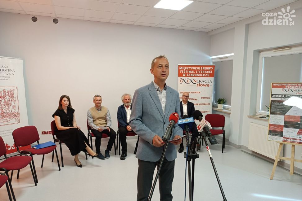 GENeracja Słowa w Sandomierzu. Znani pisarze i 10 dni literackich wydarzeń