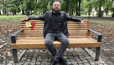 Sześć nowych ławek Mistrzów Kryminału pojawi się w Sandomierzu