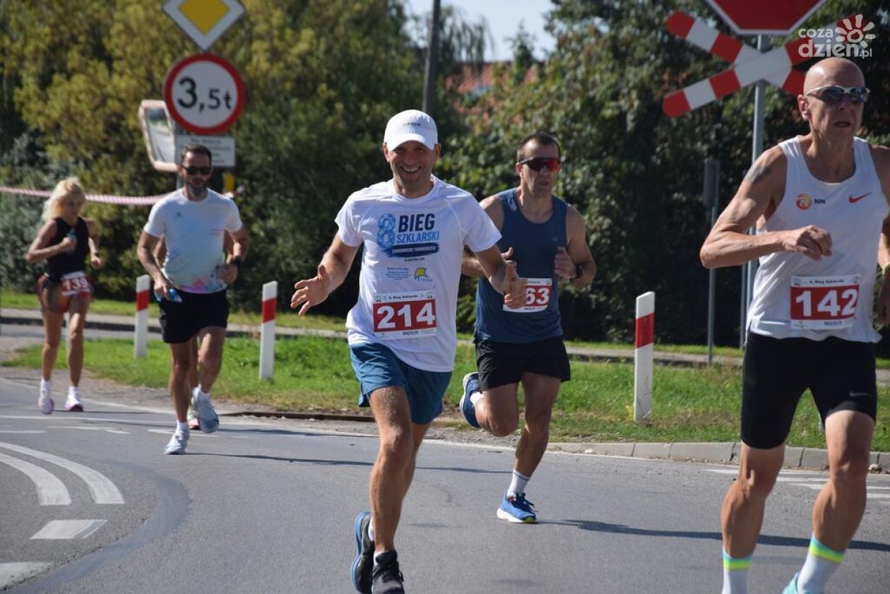 8. Bieg Szklarski połączył Sandomierz i Tarnobrzeg. Ponad 14 tysięcy złotych dla Tratwy