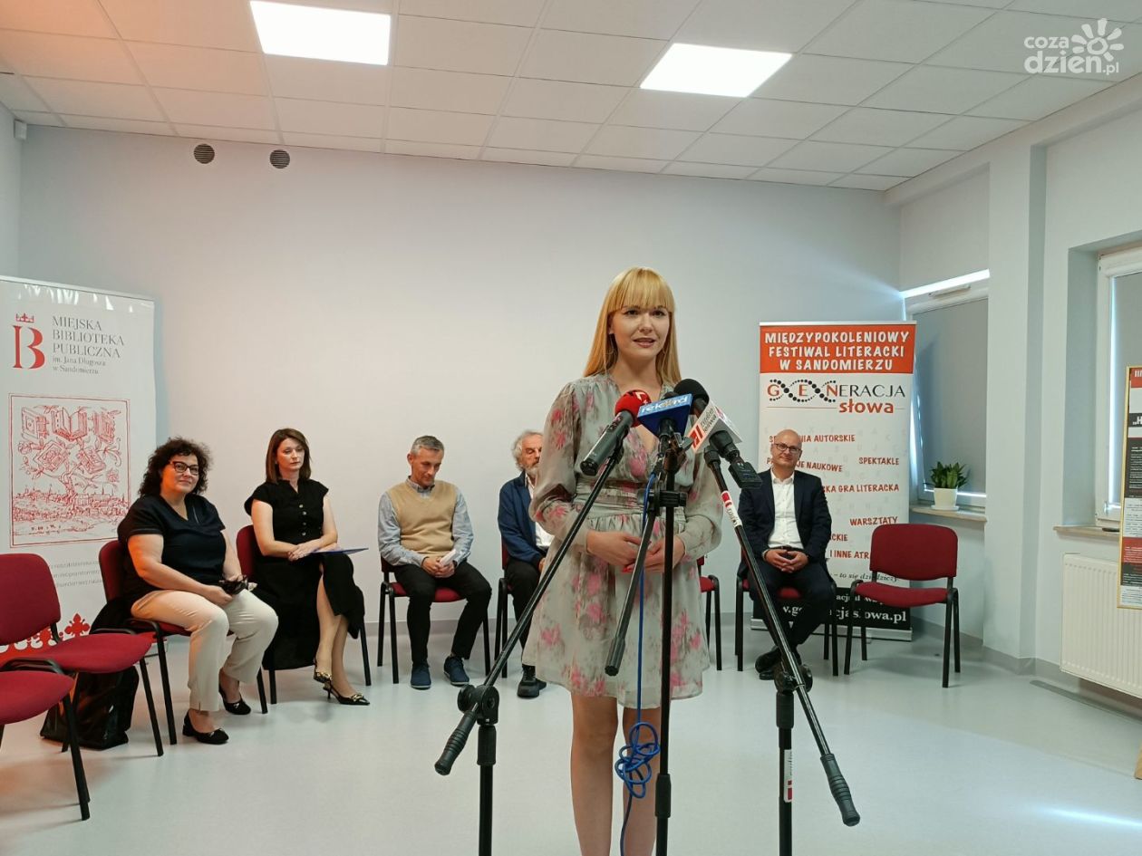 Kamienica Oleśnickich stanie się miejscem zbrodni. Wieczór z kryminałami Michała Śmielaka