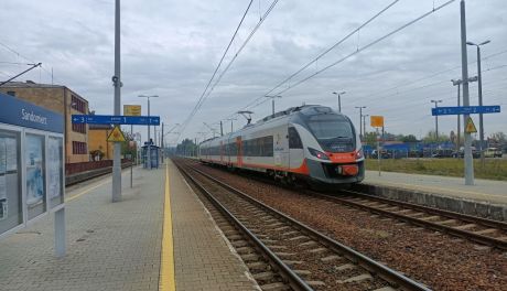 Trzy pary pociągów zostaną wydłużone do Sandomierza. Start od 13 grudnia