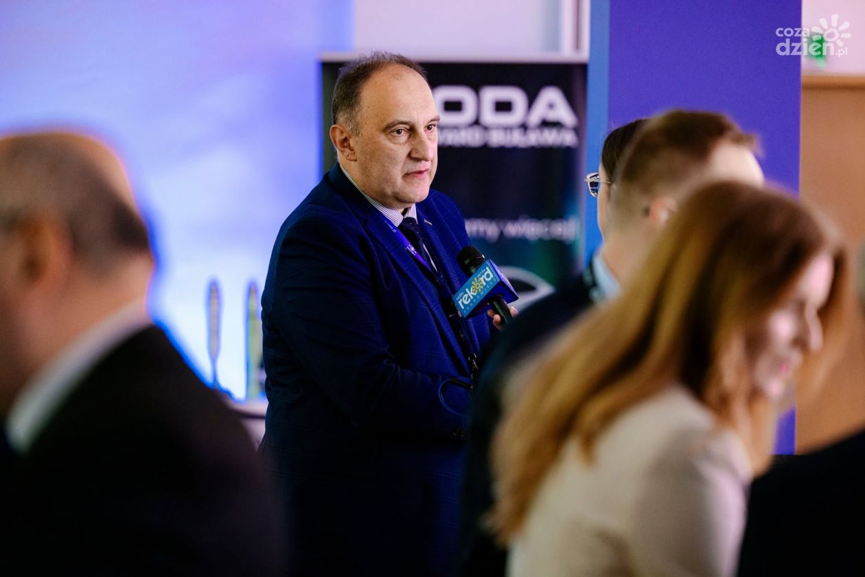 Zmiany w zarządzie DEZAMETU. Odwołano prezesa i członka zarządu