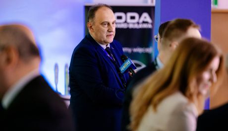 Zmiany w zarządzie DEZAMETU. Odwołano prezesa i członka zarządu