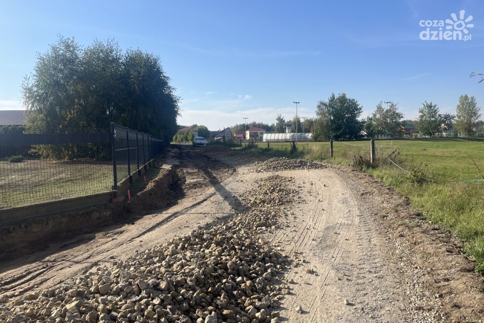 Ponad 365 tysięcy złotych na przebudowę dróg w Trześni i Sokolnikach