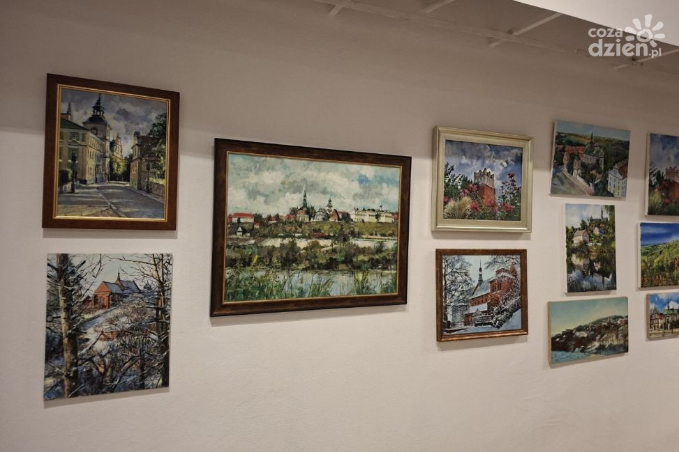Twórczość Janusza Stypy na wystawie w Muzeum Diecezjalnym w Sandomierzu