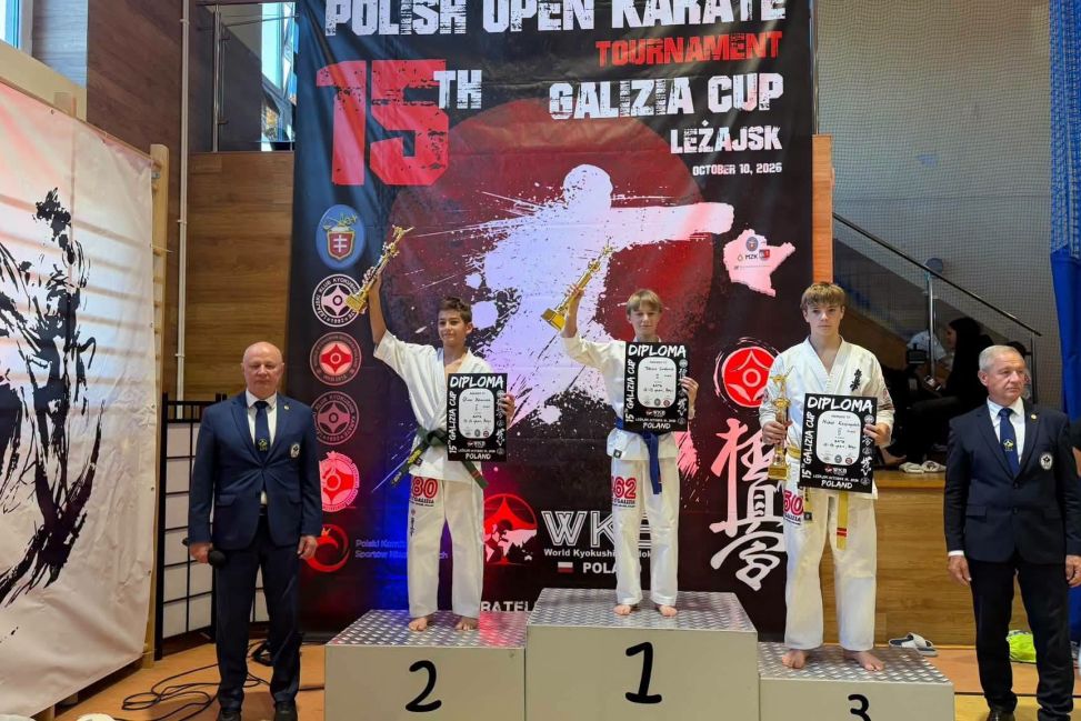 21 medali dla sandomierskiej „Trójki”. Karatecy zajęli trzecie miejsce drużynowo w Galizia Cup 2026